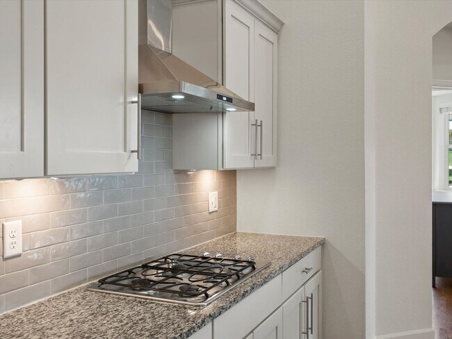 Foto del edificio - Rare Find! Beautifully Updated Erie Ranch ...