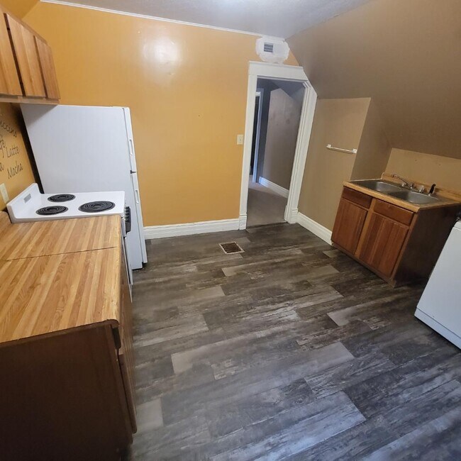 Foto del edificio - 825 Madison St