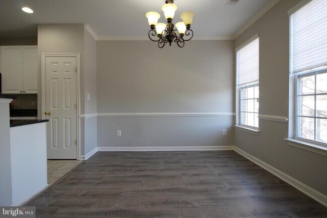 Foto del edificio - 2651 Park Tower Dr