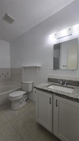 Foto del edificio - 808 Wilmor Ct