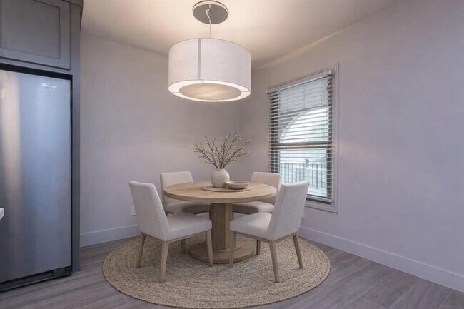 Foto del edificio - 505 W 7th St