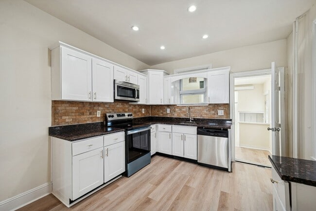 Foto del edificio - 3441 N 18th St