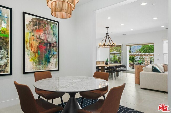 Foto del edificio - 75403 Mansfield Dr