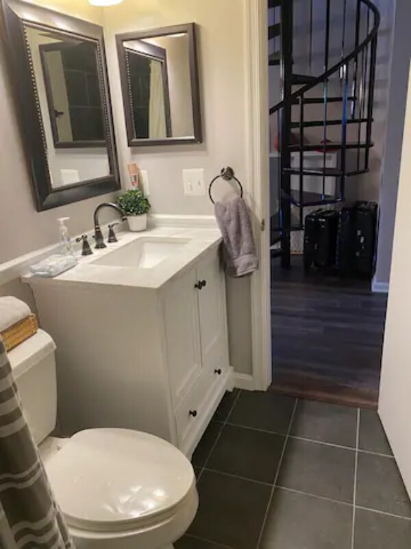 6009 Curtier Dr Unit F, Franconia, VA 22310 Condo for Rent in Franconia, VA