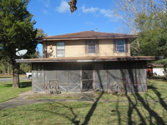 Foto principal - 6108 Diamond Ave
