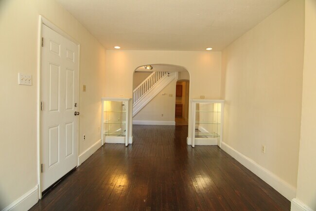 Foto del edificio - 266 Manatawny St