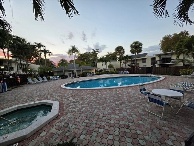 Foto del edificio - 8307 SW 142nd Ave