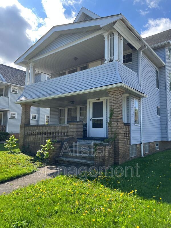 Building Photo - 17200 Grovewood Ave