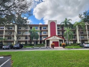 Building Photo - 1000 SW 128th Terrace