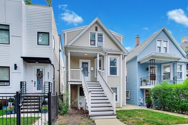Building Photo - 4219 N Albany Ave