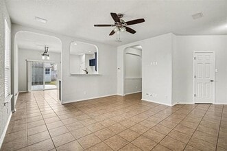 Building Photo - 175 Katherine Way