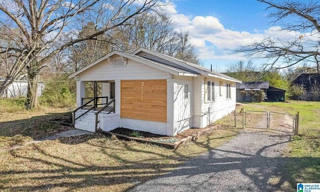 Building Photo - 3175 Allison-Bonnett Memorial Dr