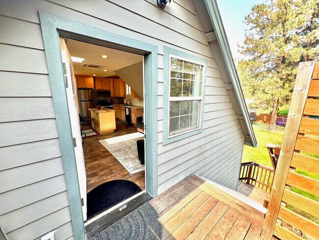 Foto del edificio - 60950 Amethyst St