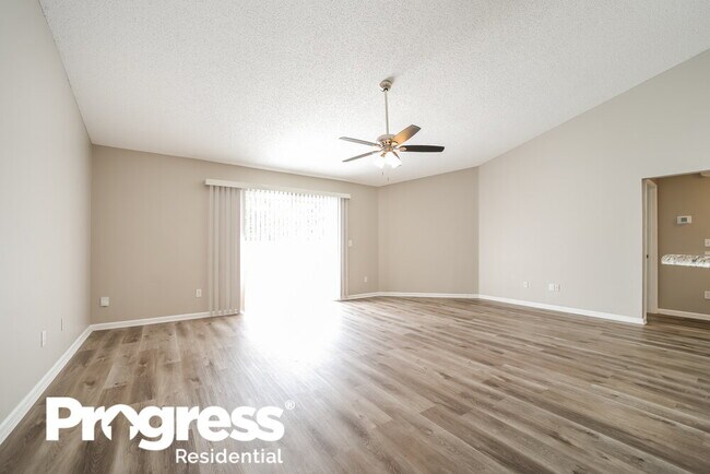 Foto del edificio - 45 Perry Creek Dr
