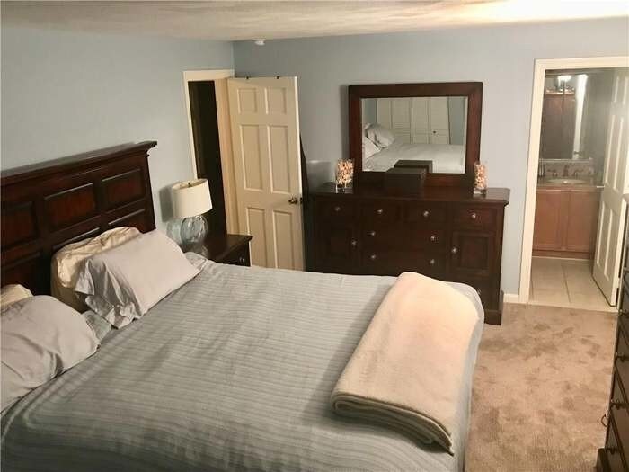 7 Wake Robin Rd, Lincoln, RI 02865 Condo for Rent in Lincoln, RI