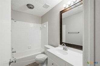 Building Photo - 409 Rawhide Loop