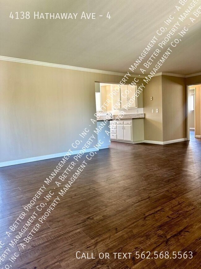 Foto del edificio - 4138 Hathaway Ave