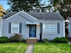 Building Photo - 13419 Puritas Ave