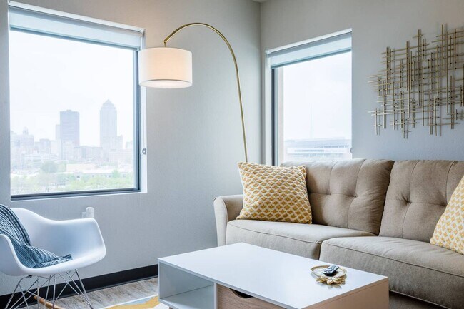 Interior Photo - The Lyon