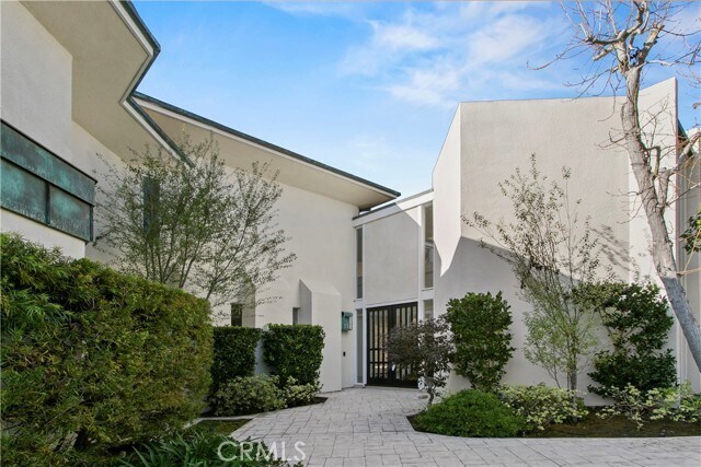 Foto del edificio - 2 Inverness Ln