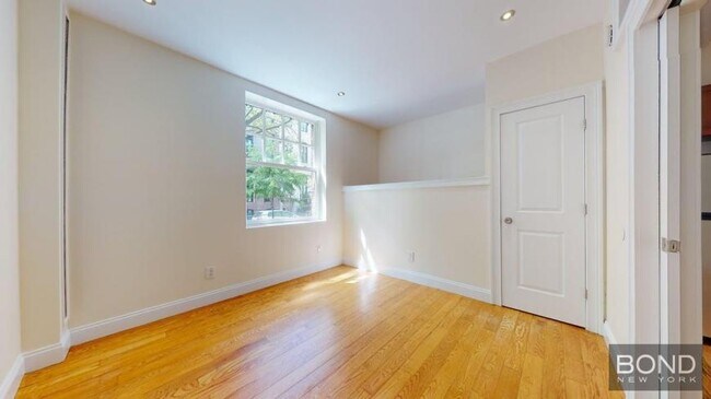 Foto del edificio - 1 bedroom in NEW YORK NY 10014