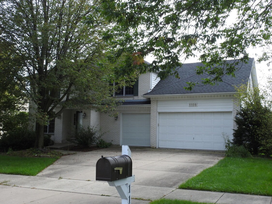 1108 Hollingswood Ave, Naperville, IL 60564 House for Rent in