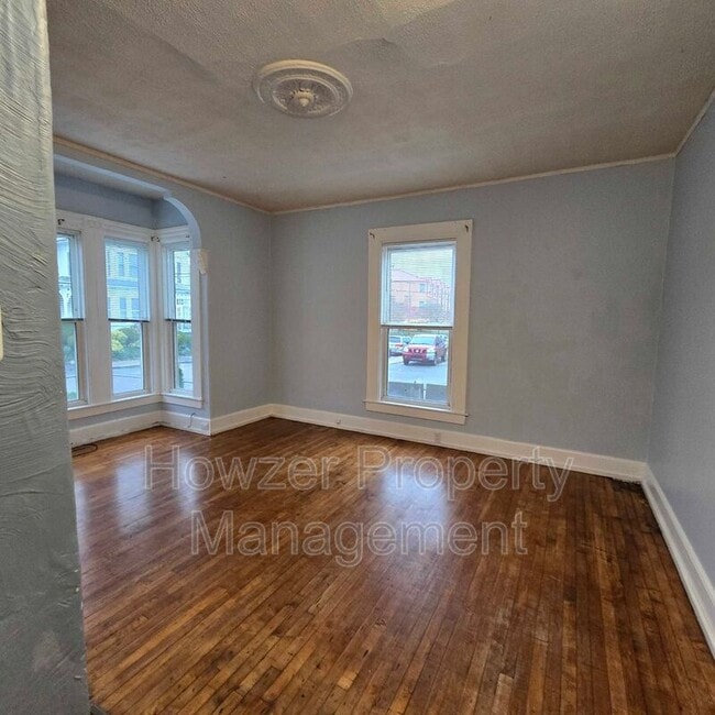 Photo - 14-18 Chester Ave Apartment