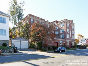 Building Photo - 550 Belmont St