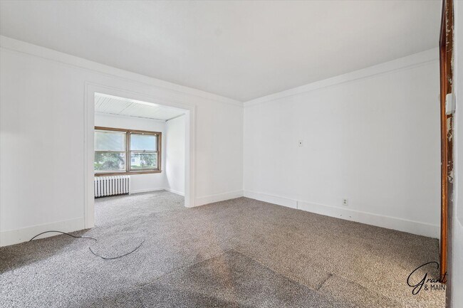 Foto del edificio - 24370 Fern Ave