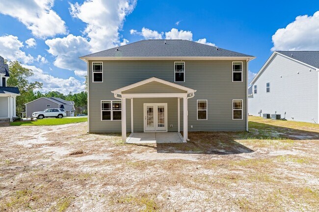 Foto del edificio - 587 Foothills St