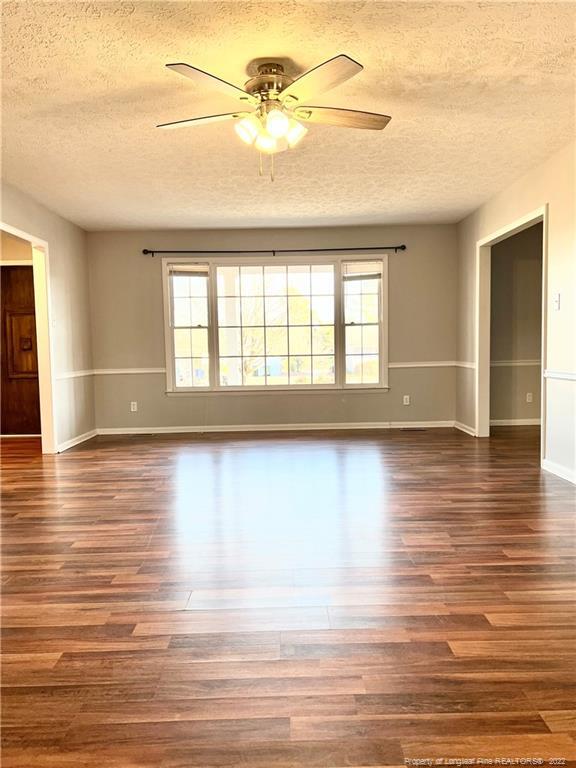 Building Photo - 6959 Skyhawk Dr