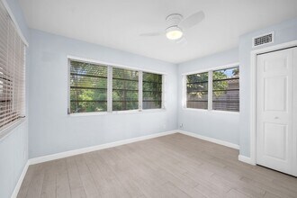 Building Photo - 1351 Van Buren St