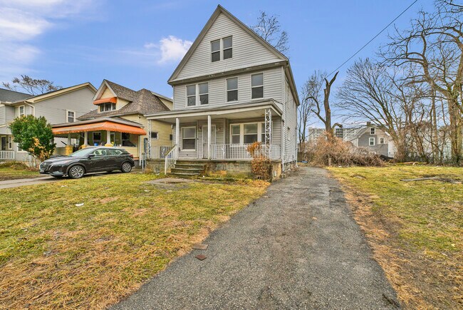 Foto del edificio - 9502 Talbot Ave