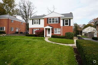 Building Photo - 580 Ivy Ct