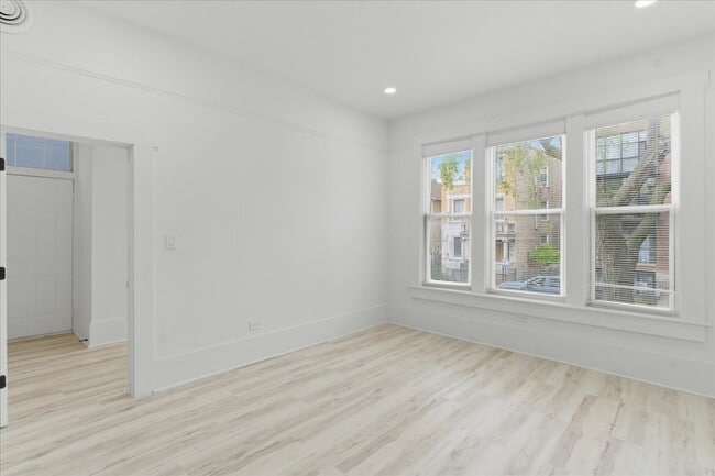 Building Photo - 2607 W Haddon Ave