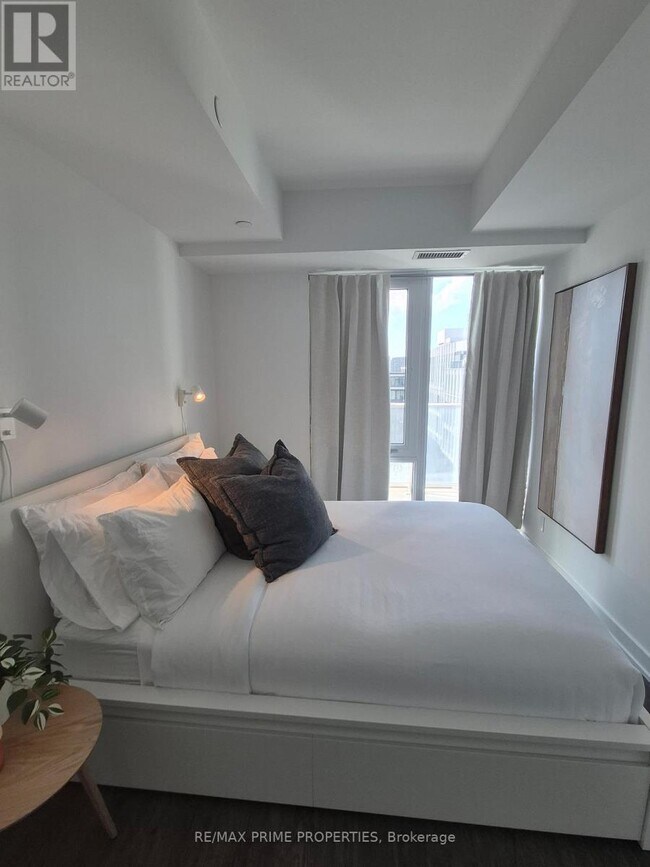 Photo du bâtiment - 88 Queen St E