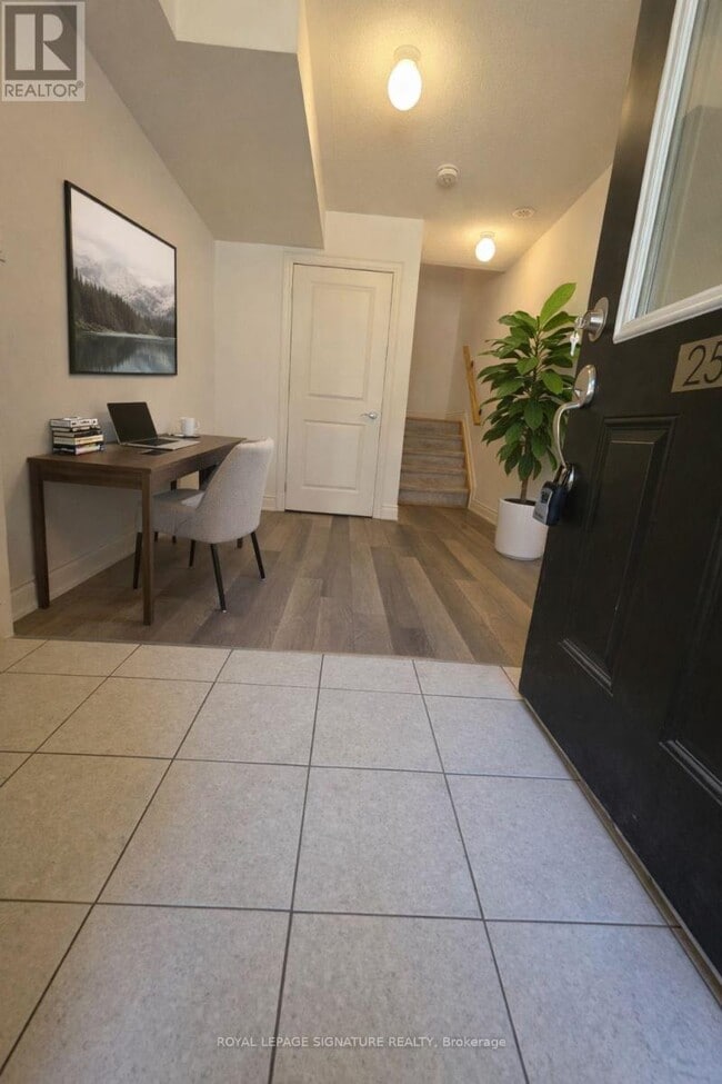 Building Photo - 2571 Ladyfern Crossing