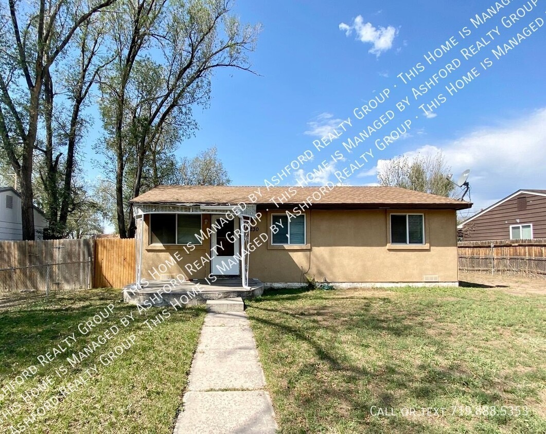 Photo - 2230 Ivanhoe Dr-