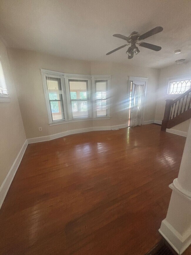 Foto del edificio - 3871 W 21st St