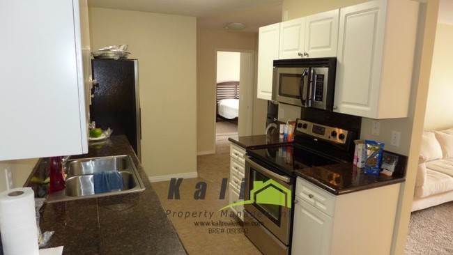 Building Photo - 2960 Alta View Dr #104