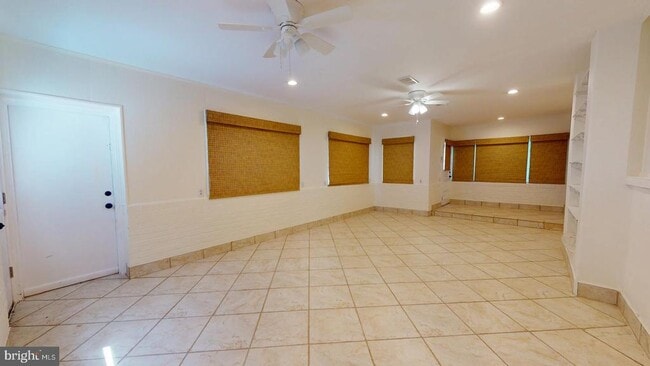 Foto del edificio - 6415 Potomac Ave
