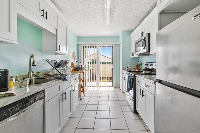 Foto del edificio - 603 SW Jeanne St