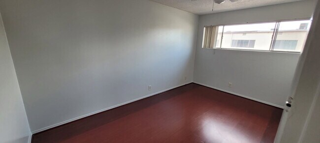 Foto del edificio - 210 N Alhambra Ave
