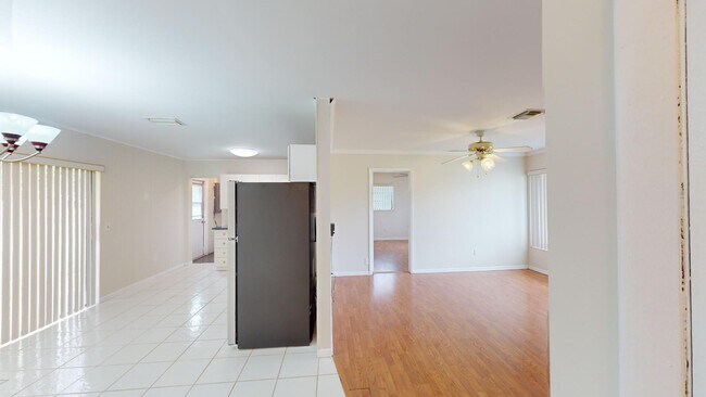 Building Photo - 2251 Avenue H E