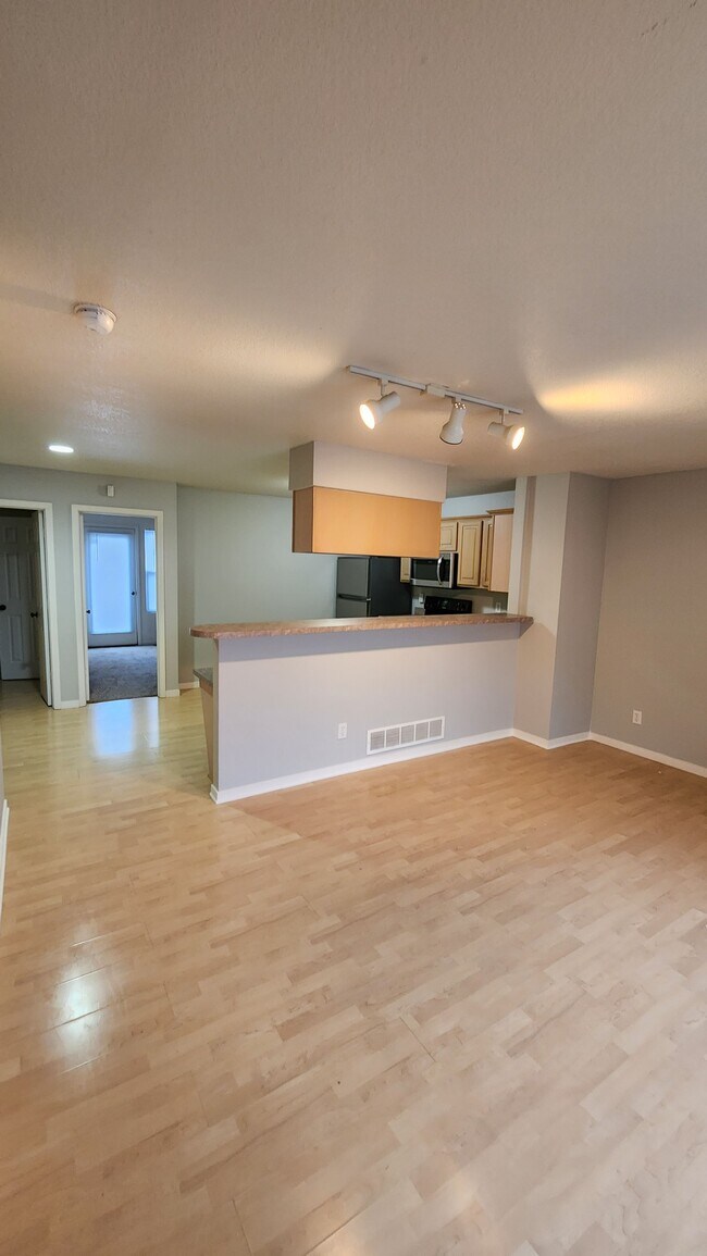 HarborTown Villas 13011345 NE 39th St Kansas City, MO Apartments for Rent in Kansas City