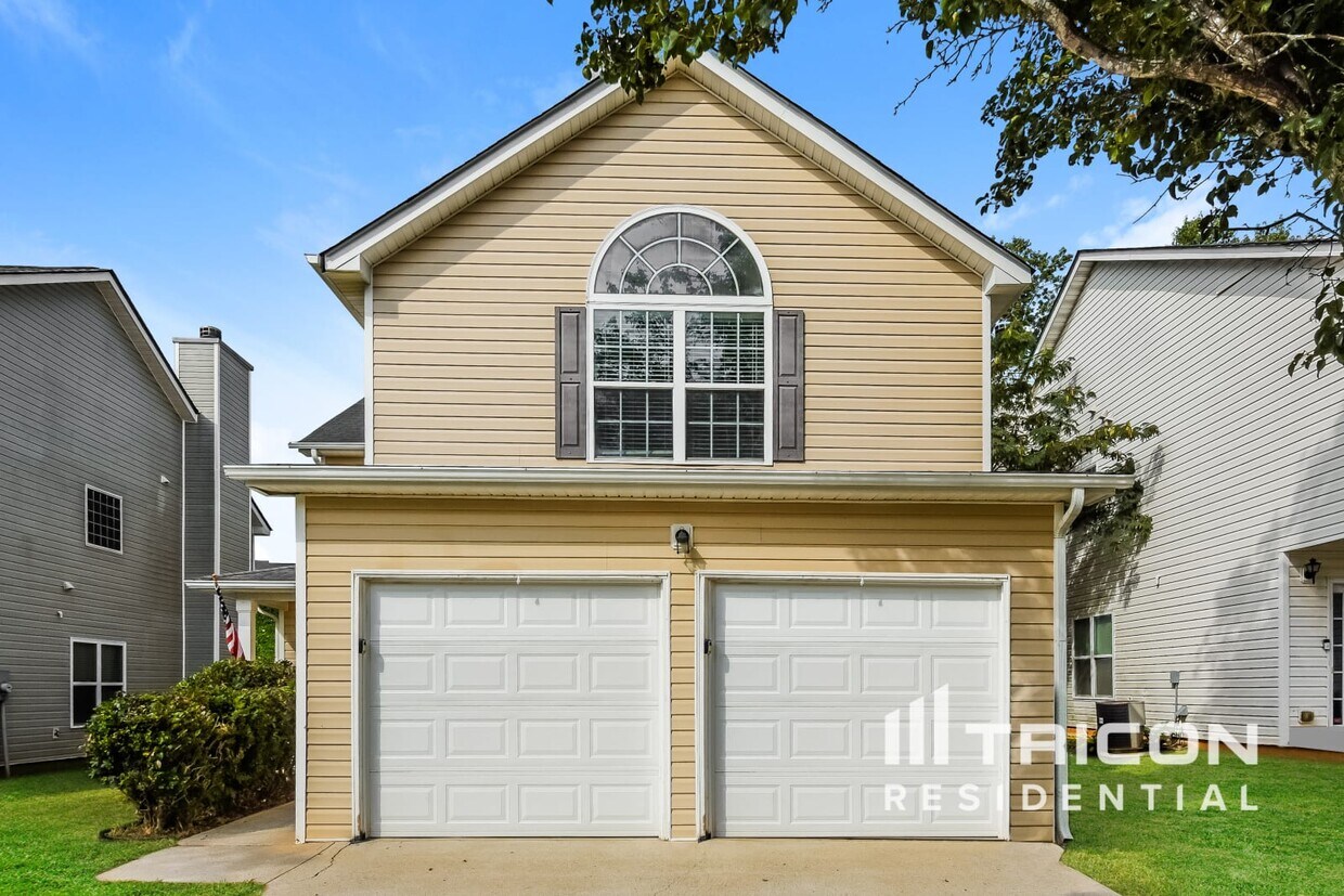 Primary Photo - 3032 Summer Breeze Dr