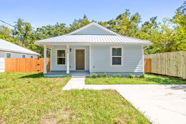 Building Photo - 3510 Datura St