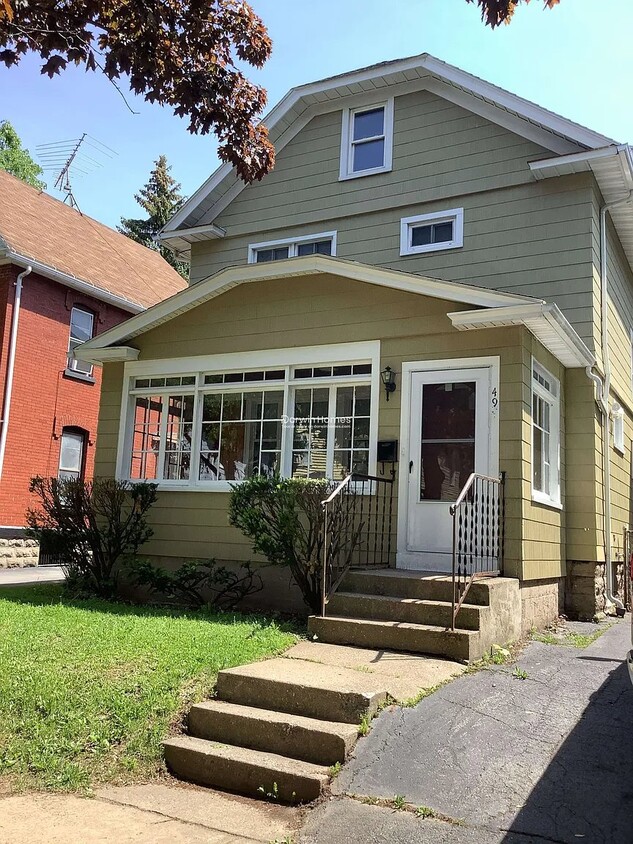 Primary Photo - 49 Jackson St