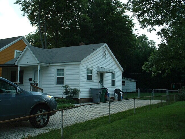 Driveway (off street) parking for 2 vehicles, and plenty of street parking - 3413 Ritch Avenue
