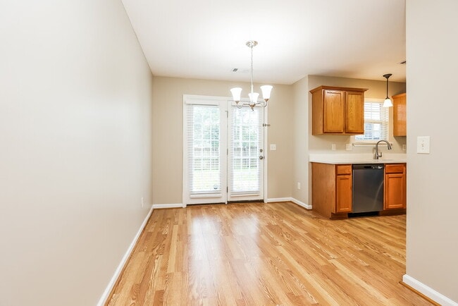 Building Photo - 820 Thomas Bay Ct